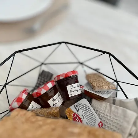 Casa Platania Apartment *